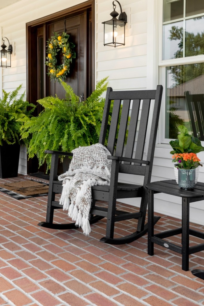 Get Inspired: Fun & Creative Front Porch Decorating Ideas