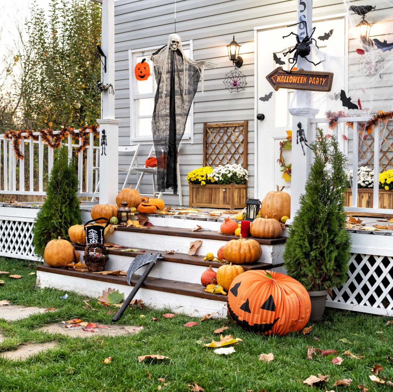 Spook-tacular Halloween Decor Ideas To Haunt Your Home