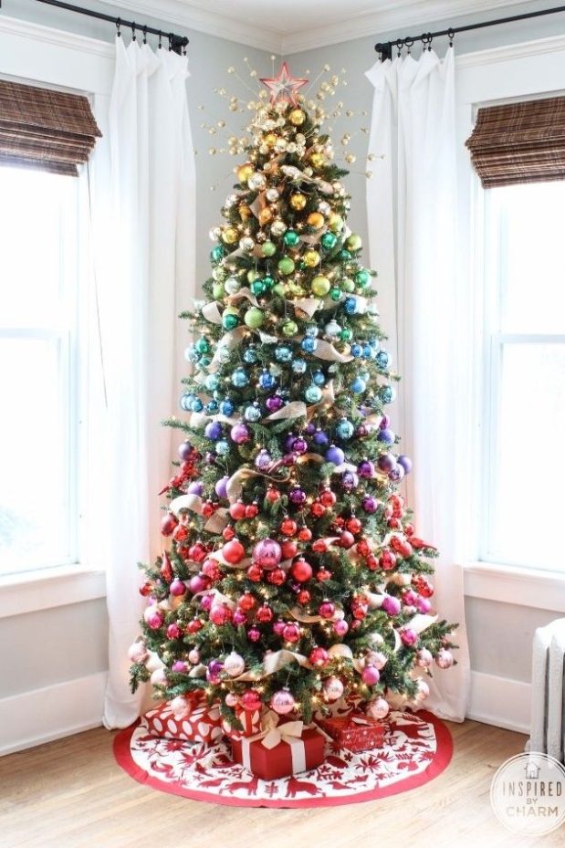 Niche Utama 2  Best Christmas Tree Trends & Decorating Ideas For