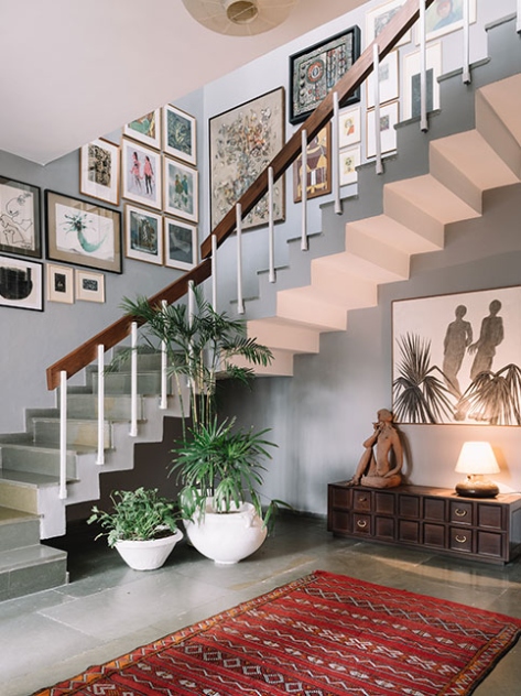 Step Up Your Decor Game: Inspiring Stairway Decorating Ideas