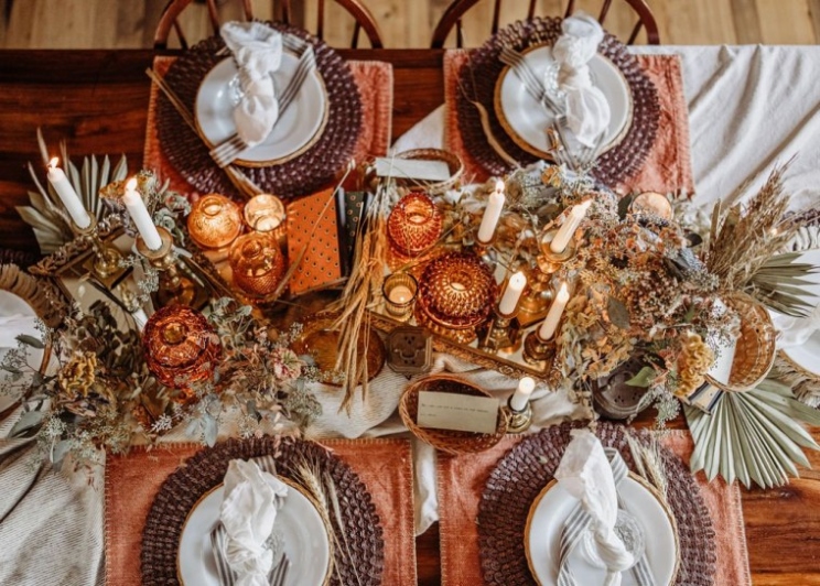 Feast Your Eyes On These 10 Creative Thanksgiving Decoration Ideas